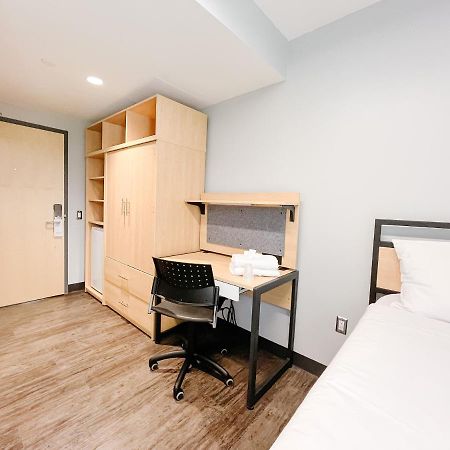 Queen'S University Residence Kingston Exterior photo